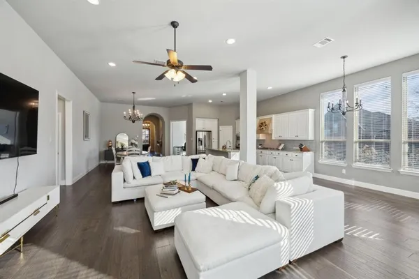 $2,900 | 6800 Barolo Drive, Rowlett, TX 75088