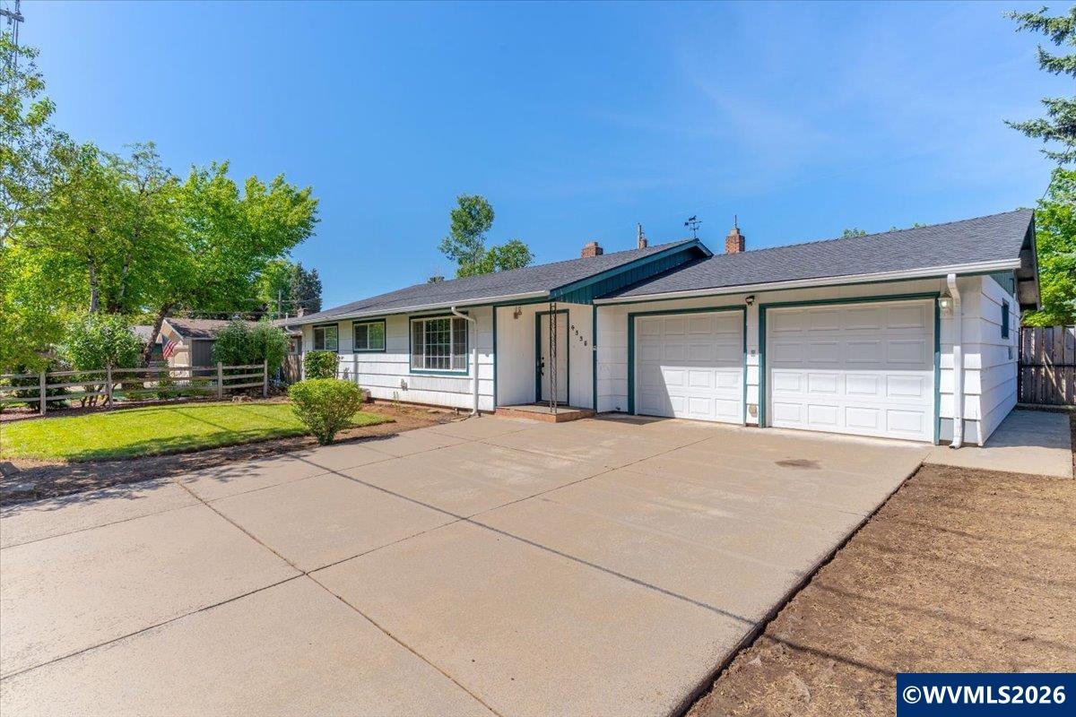 4335 Lone Oak Road Southeast Salem, OR 97302 - Photo 4 of 35