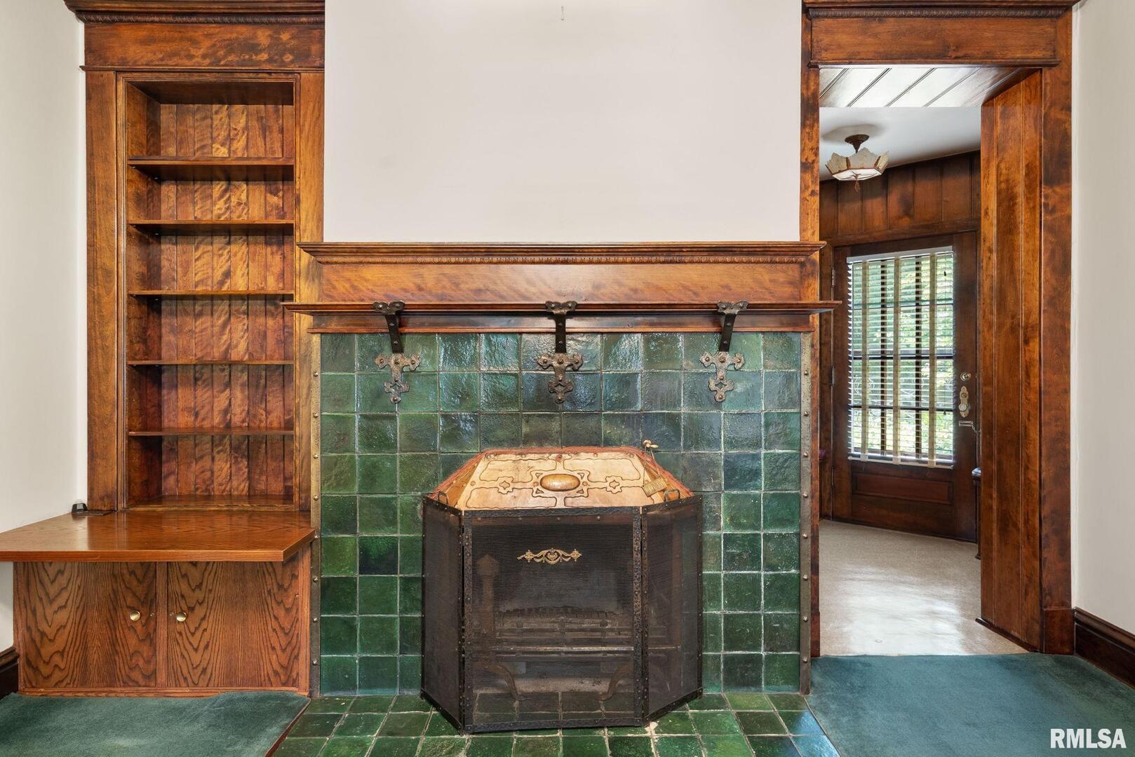 5418 Chapel Hill Road Davenport, IA 52802 - Photo 29 of 69