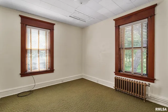 $1,200,000 | 5418 Chapel Hill Road, Davenport, IA 52802