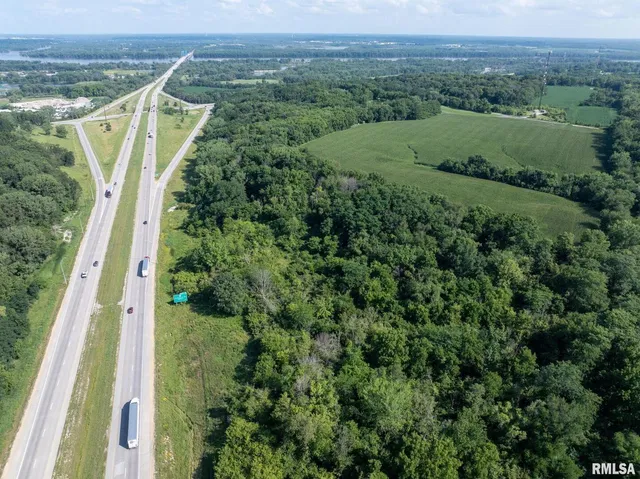 $1,200,000 | 5418 Chapel Hill Road, Davenport, IA 52802