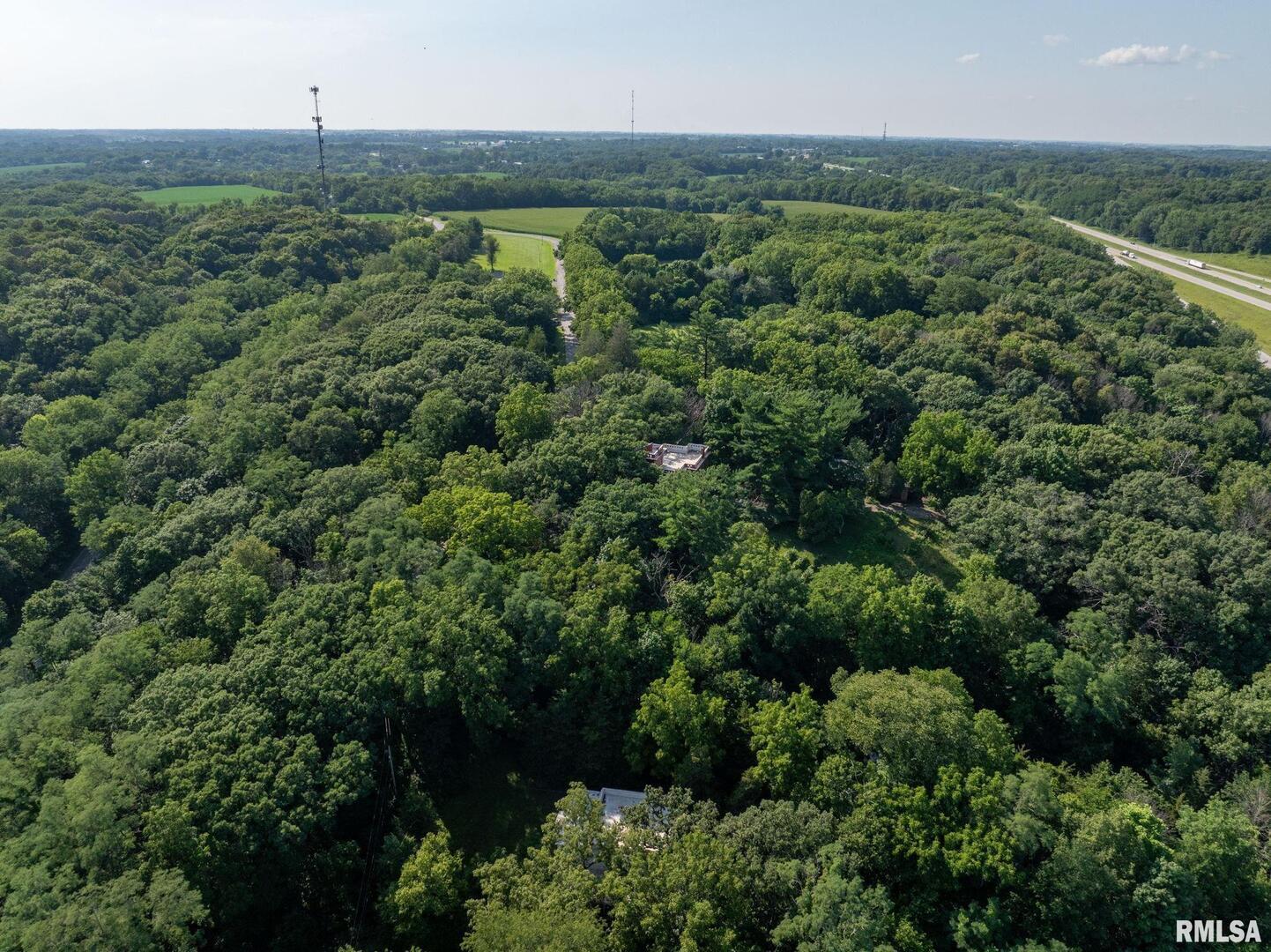 5418 Chapel Hill Road Davenport, IA 52802 - Photo 68 of 69 an aerial view of a city