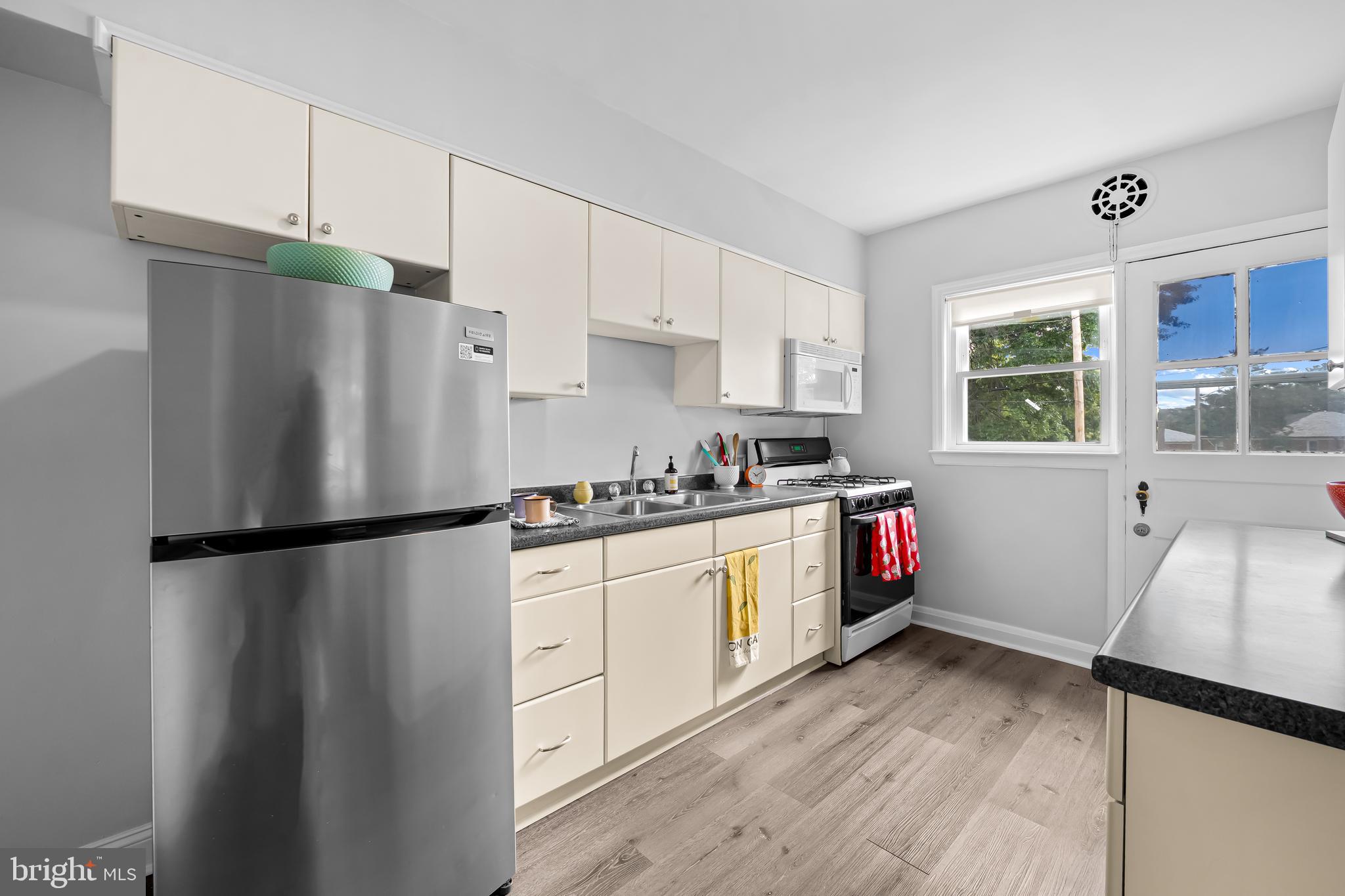 3601 Delverne Road Baltimore, MD 21218 - Photo 13 of 33 Gallery Image 13