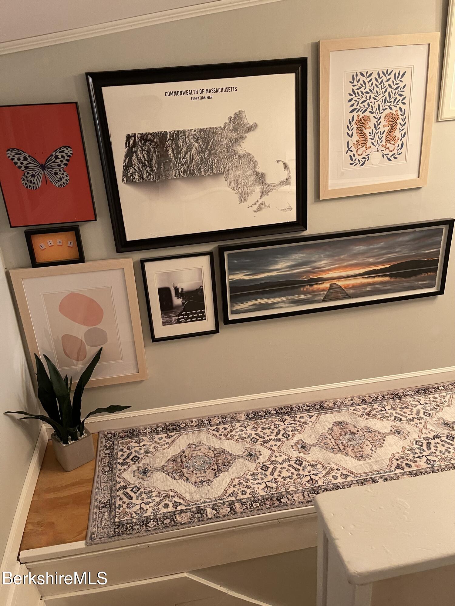 50 Ridge Avenue Pittsfield, MA 01201 - Photo 27 of 39 Stairway Nook