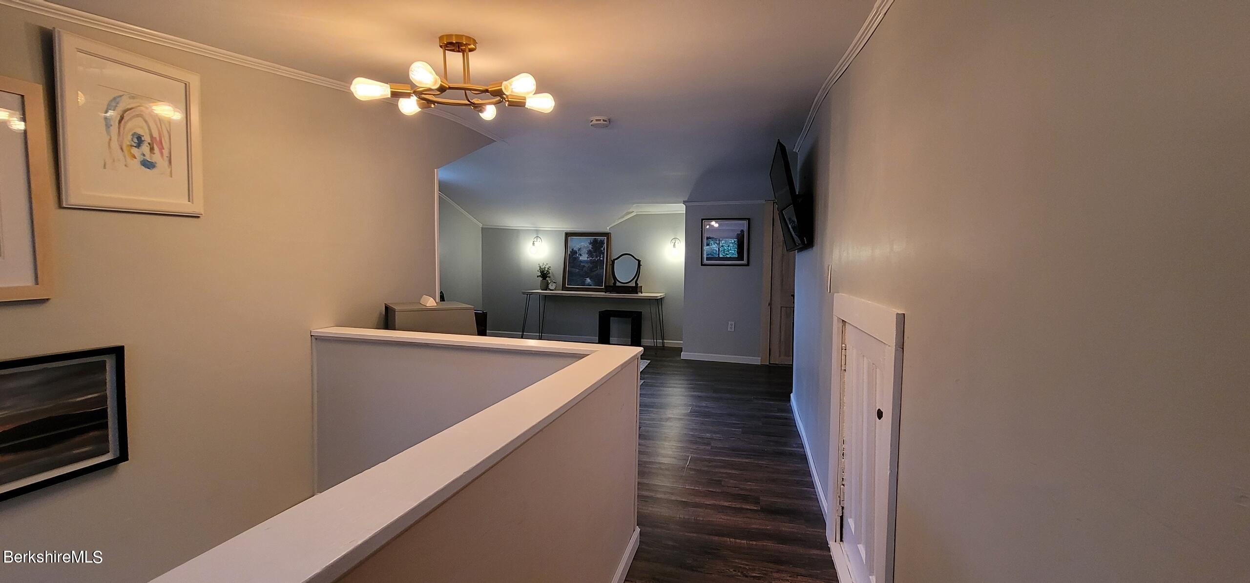 50 Ridge Avenue Pittsfield, MA 01201 - Photo 28 of 39 Upstairs area