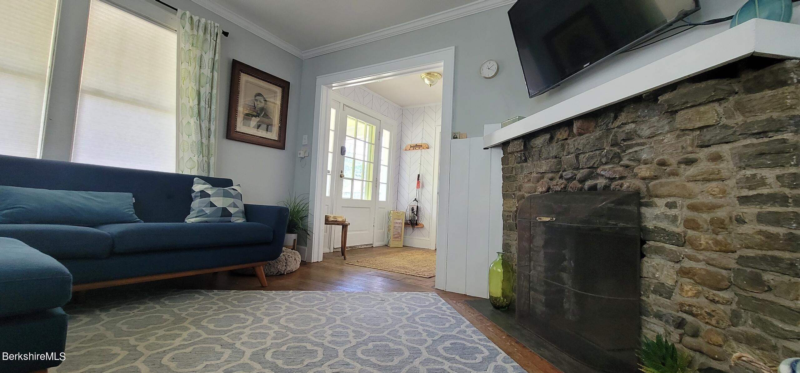 50 Ridge Avenue Pittsfield, MA 01201 - Photo 9 of 39 Living to Entry way