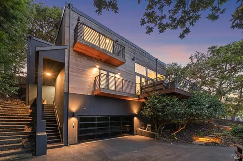 $3,898,000 | 18 Laurel Lane, Sausalito, CA 94965