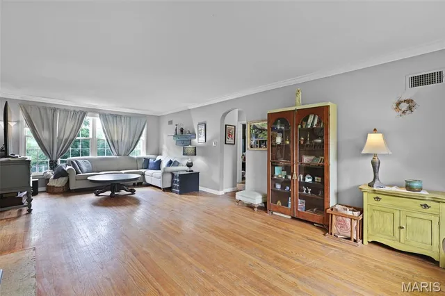 $990,000 | 2801 Eldon Avenue, Maryland Heights, MO 63043