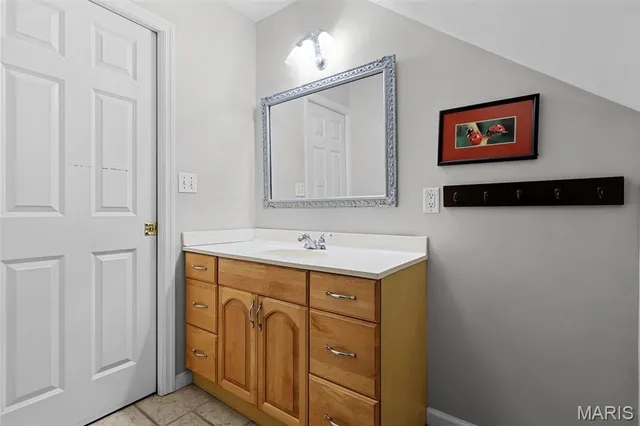 $990,000 | 2801 Eldon Avenue, Maryland Heights, MO 63043