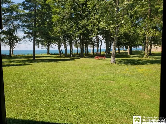 $179,000 | 1004 Edgewater Drive, Westfield, NY 14787