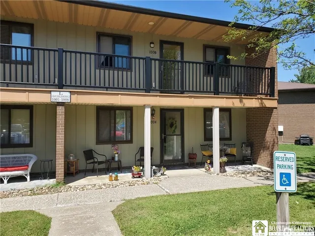 $179,000 | 1004 Edgewater Drive, Westfield, NY 14787