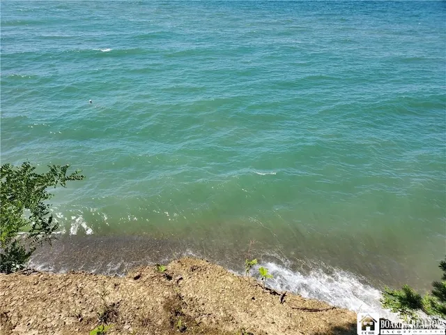 $179,000 | 1004 Edgewater Drive, Westfield, NY 14787