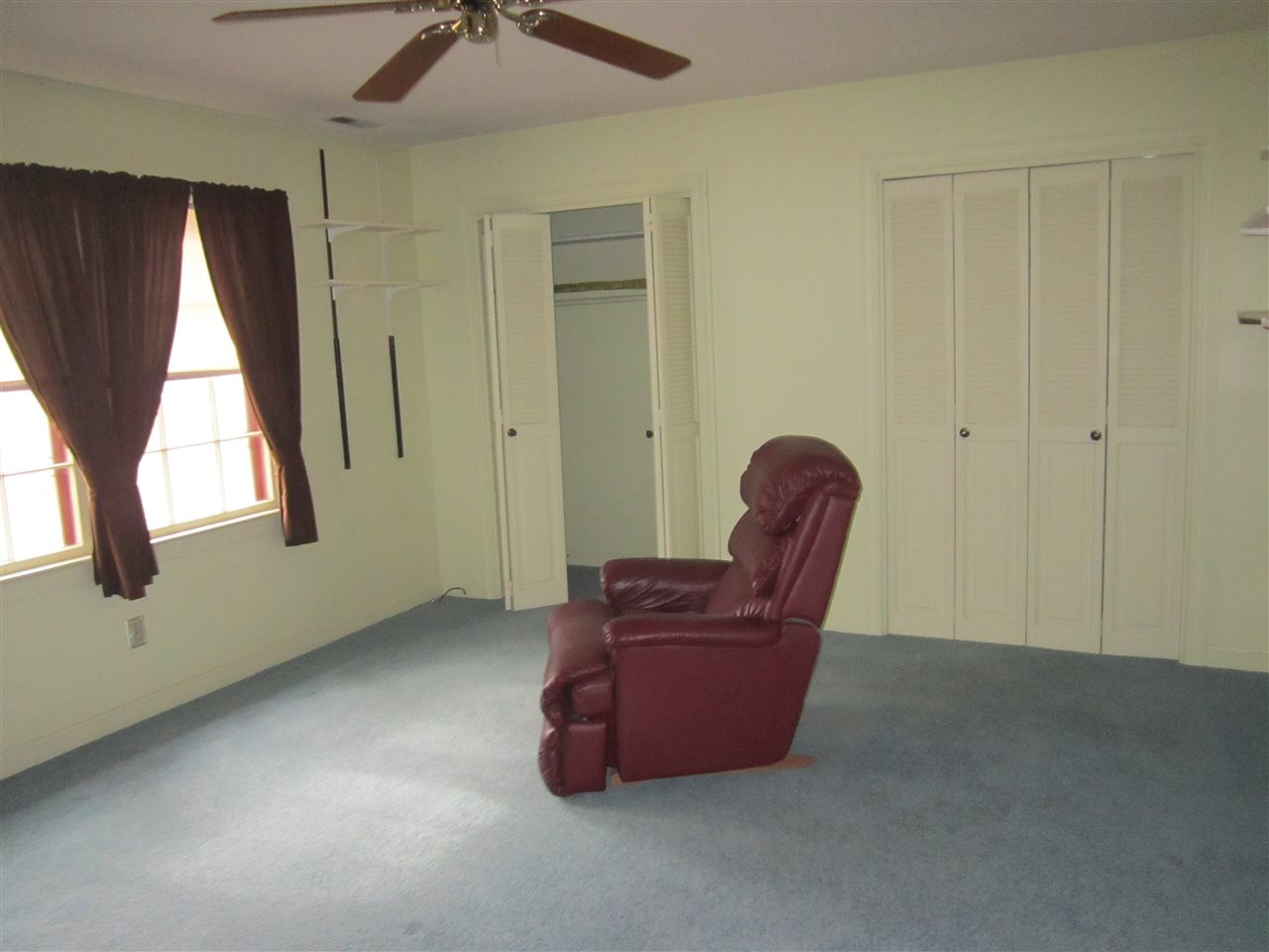 1401 Falls Church Road Raleigh, NC 27609 - Photo 6 of 11 Photo 6