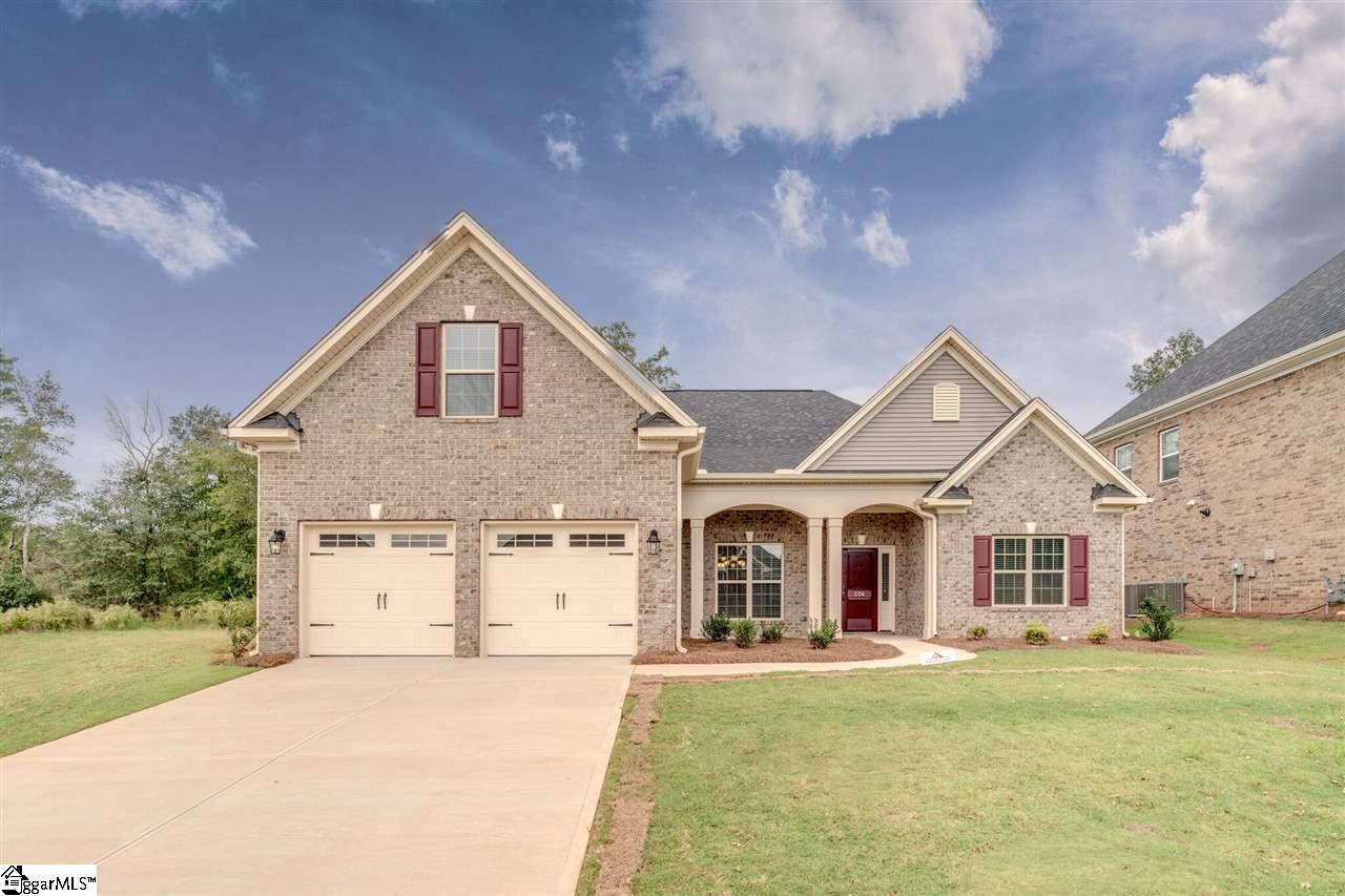 204 Crestgate Way Easley, SC 29642 - Photo 1 of 21 Gallery Image 1