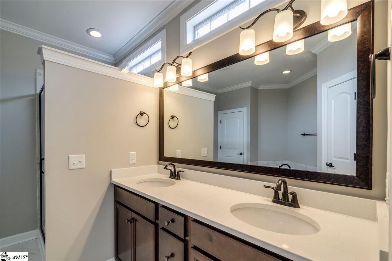204 Crestgate Way Easley, SC 29642 - Photo 7 of 21 Gallery Image 7