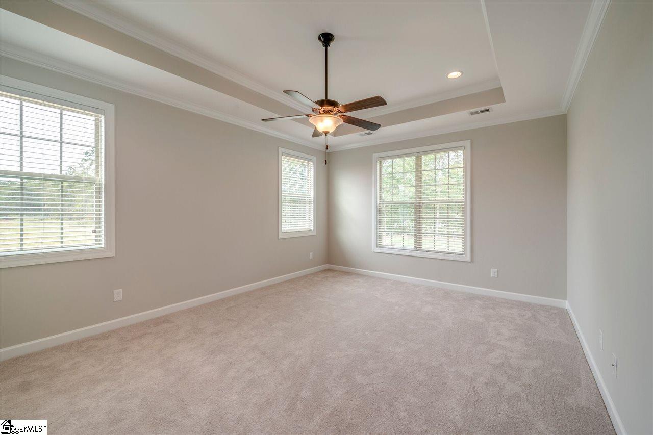 204 Crestgate Way Easley, SC 29642 - Photo 8 of 21 Gallery Image 8