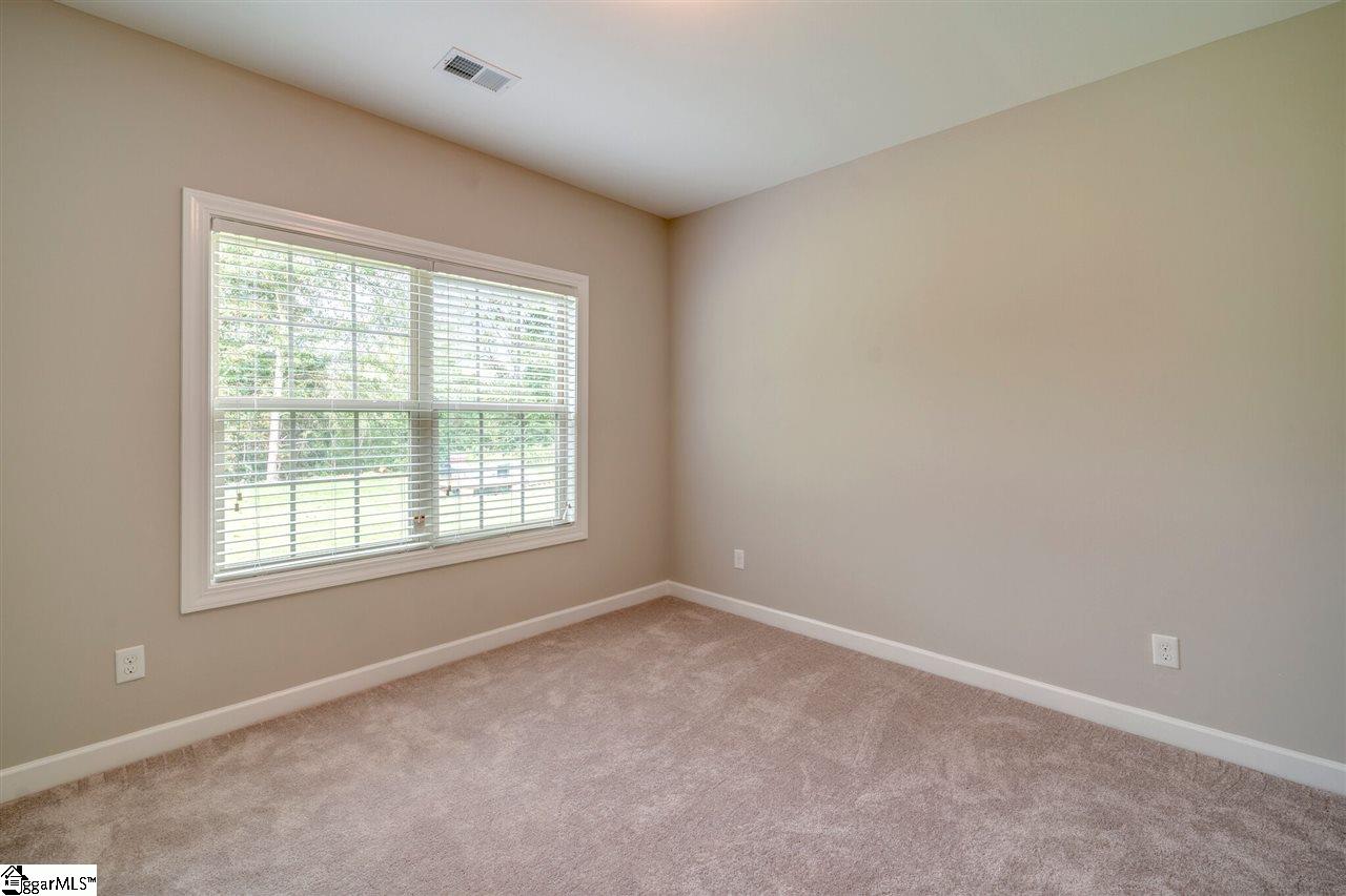 204 Crestgate Way Easley, SC 29642 - Photo 9 of 21 Gallery Image 9