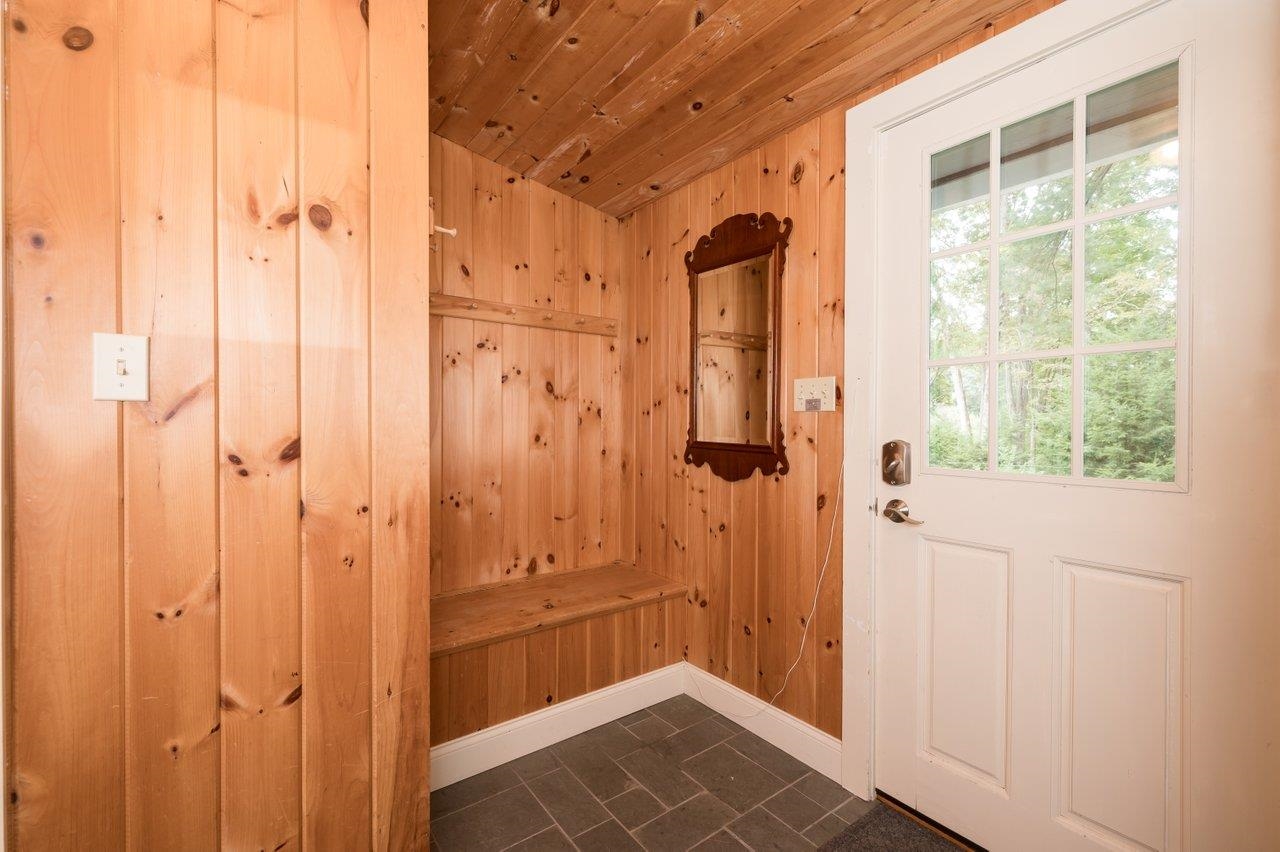 24 Newfields Road Exeter, NH 03833 - Photo 21 of 40