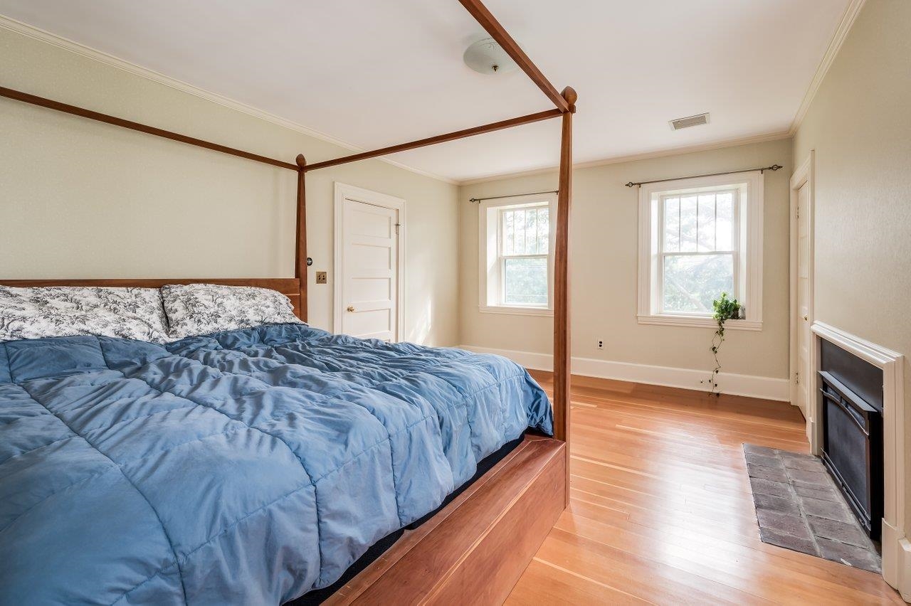 24 Newfields Road Exeter, NH 03833 - Photo 27 of 40