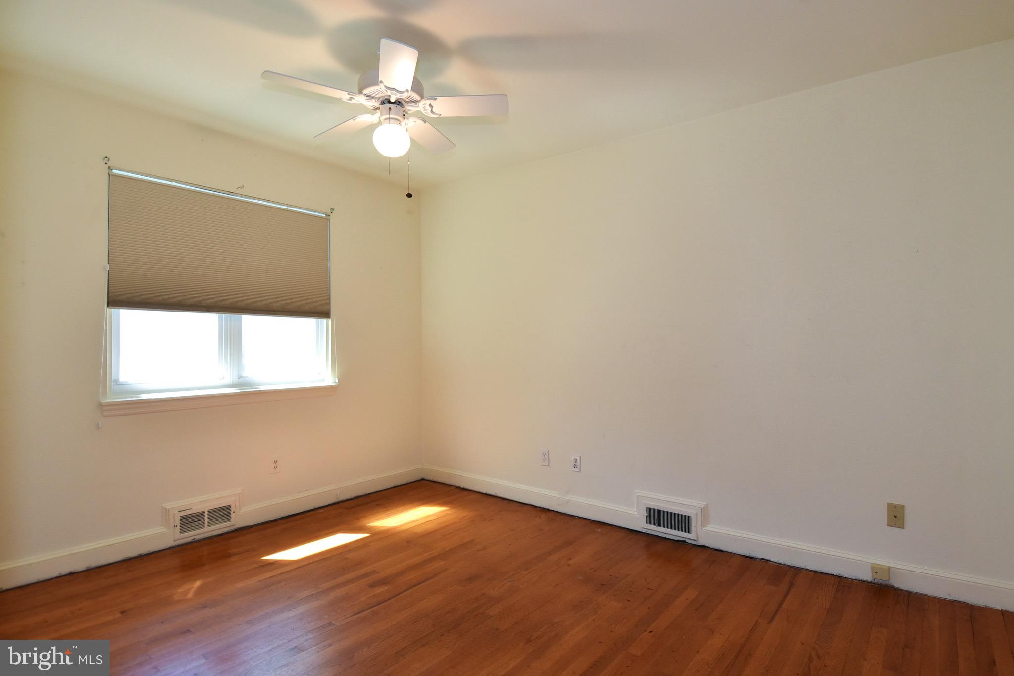 9306 Harvey Road Silver Spring, MD 20910 - Photo 18 of 48