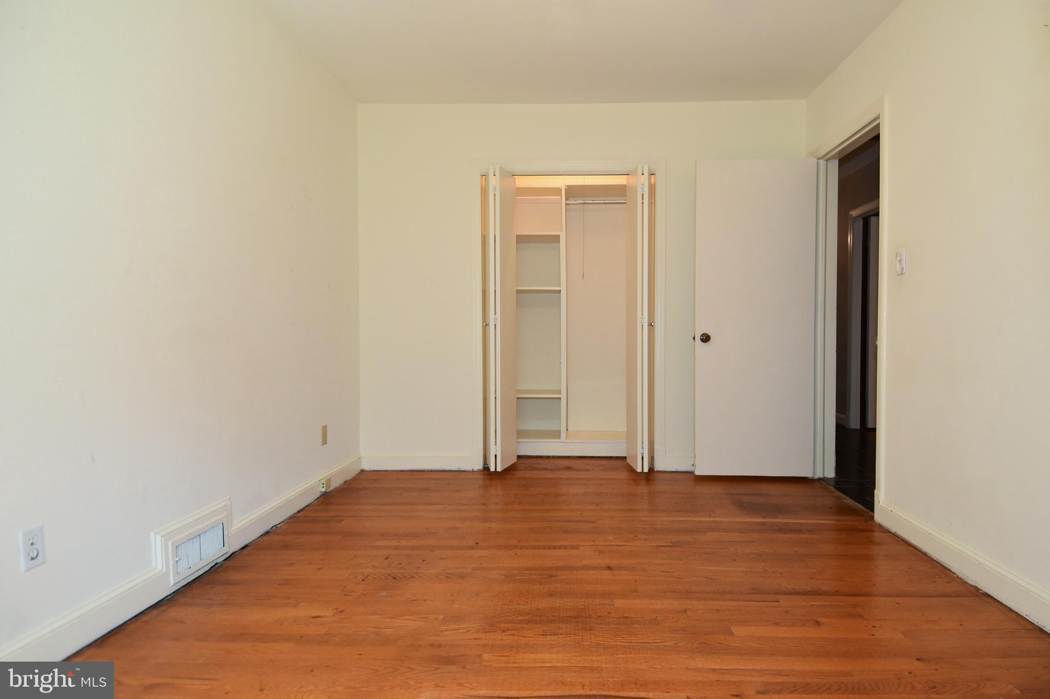 9306 Harvey Road Silver Spring, MD 20910 - Photo 19 of 48