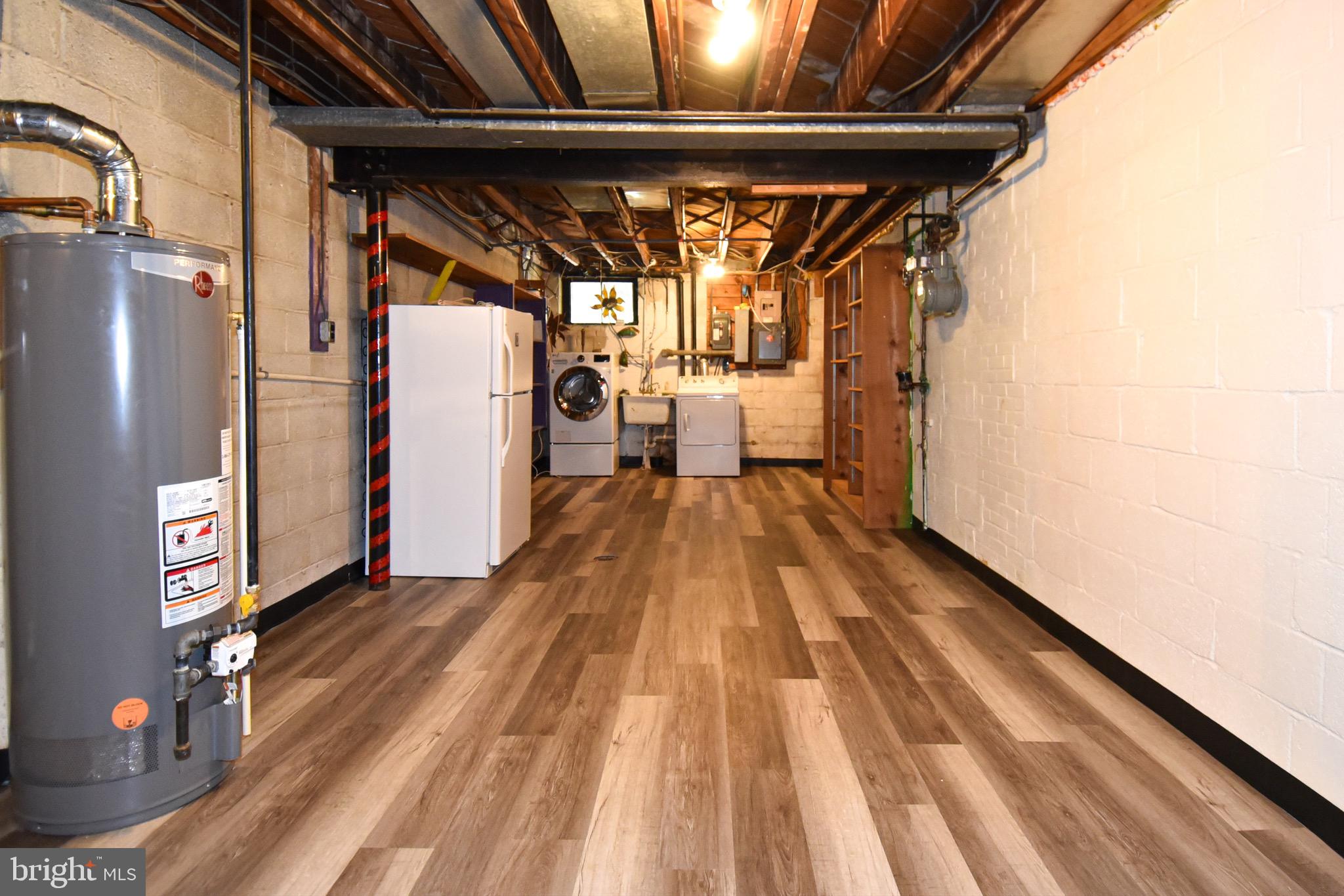 9306 Harvey Road Silver Spring, MD 20910 - Photo 32 of 48