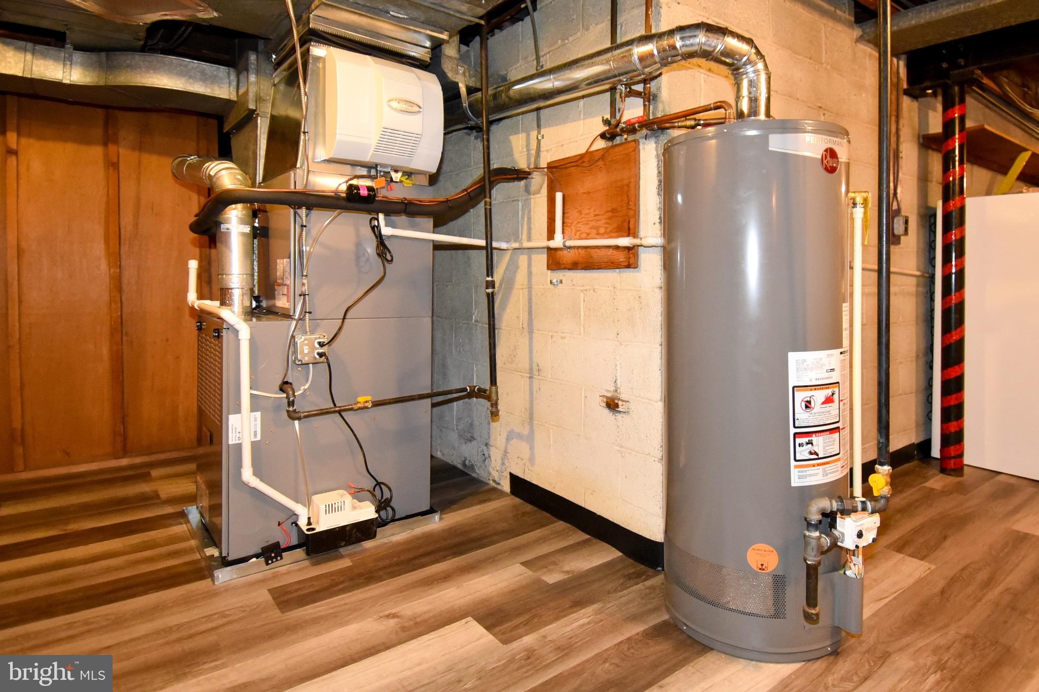 9306 Harvey Road Silver Spring, MD 20910 - Photo 33 of 48