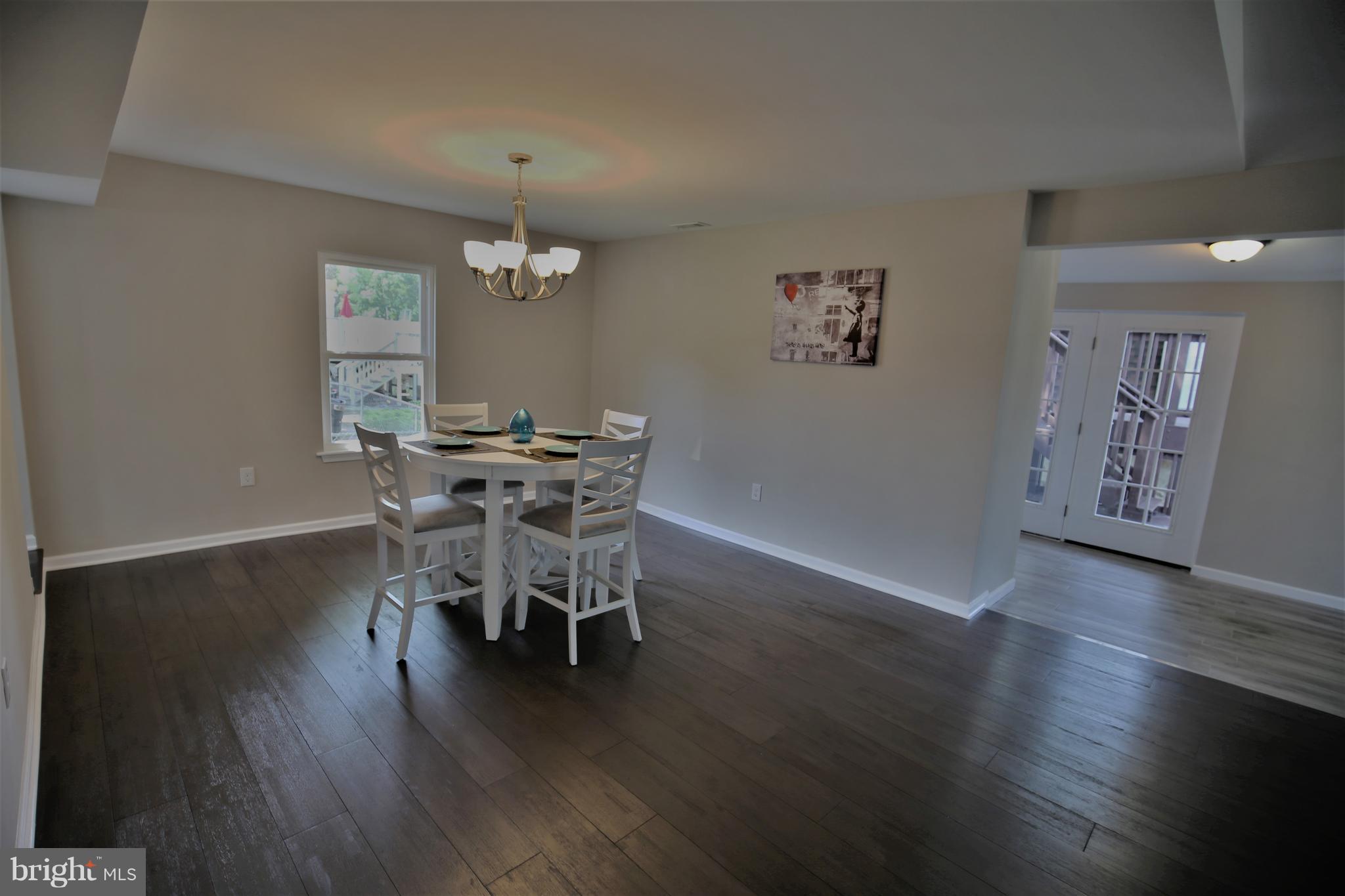 719 North Point Road Baltimore, MD 21224 - Photo 8 of 25 Dining Room