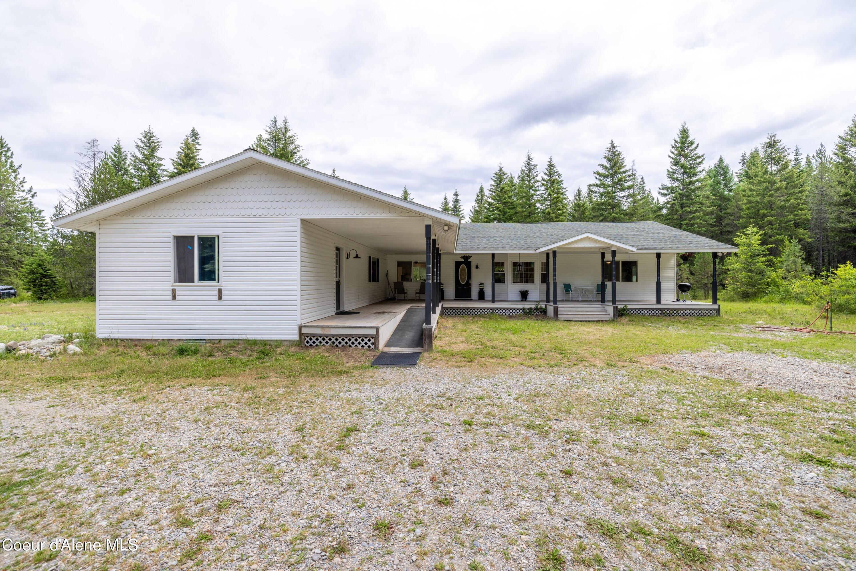 8924 East Black Bear Road Athol, ID 83801 - Photo 3 of 29 002_Welcome Home