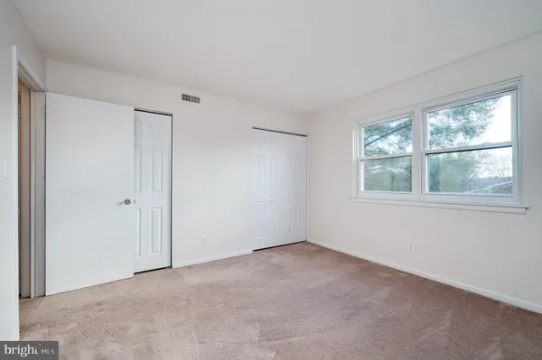 $2,000 | 2912 State Hill Road, Unit B2, Wyomissing, PA 19610