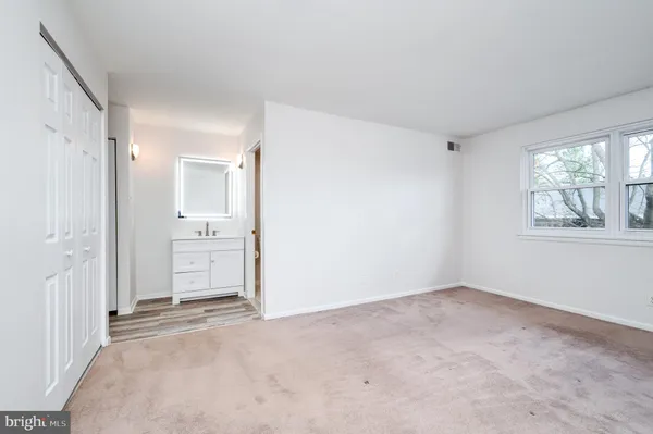 $2,000 | 2912 State Hill Road, Unit B2, Wyomissing, PA 19610
