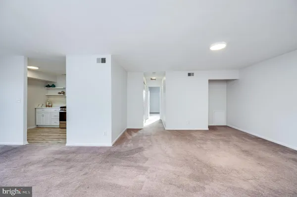 $2,000 | 2912 State Hill Road, Unit B2, Wyomissing, PA 19610