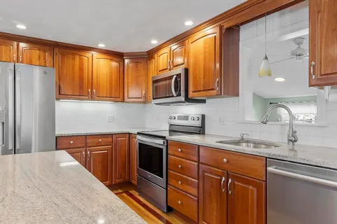 $1,798,000 | 97 Hartwell Road, Bedford, MA 01730