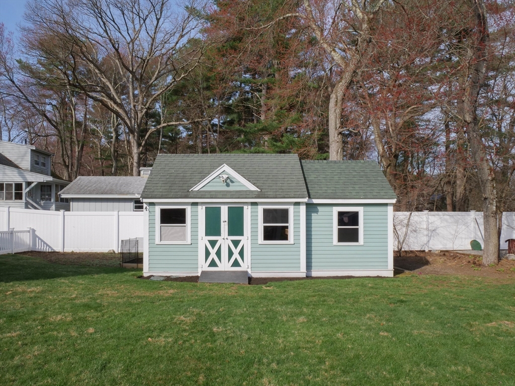 97 Hartwell Road Bedford, MA 01730 - Photo 33 of 42