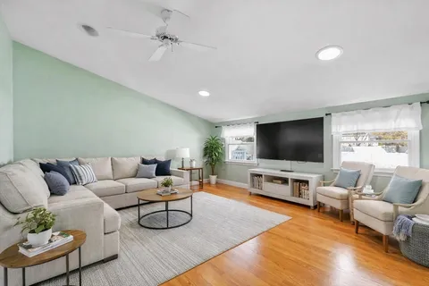 $1,798,000 | 97 Hartwell Road, Bedford, MA 01730