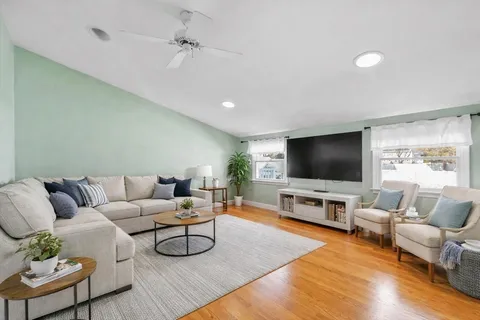 $1,798,000 | 97 Hartwell Road, Bedford, MA 01730