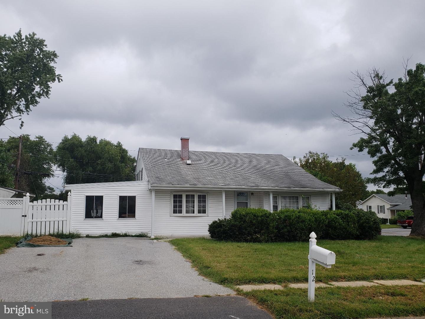 12 East Rutherford Drive Newark, DE 19713 - Photo 1 of 12 Exterior Front