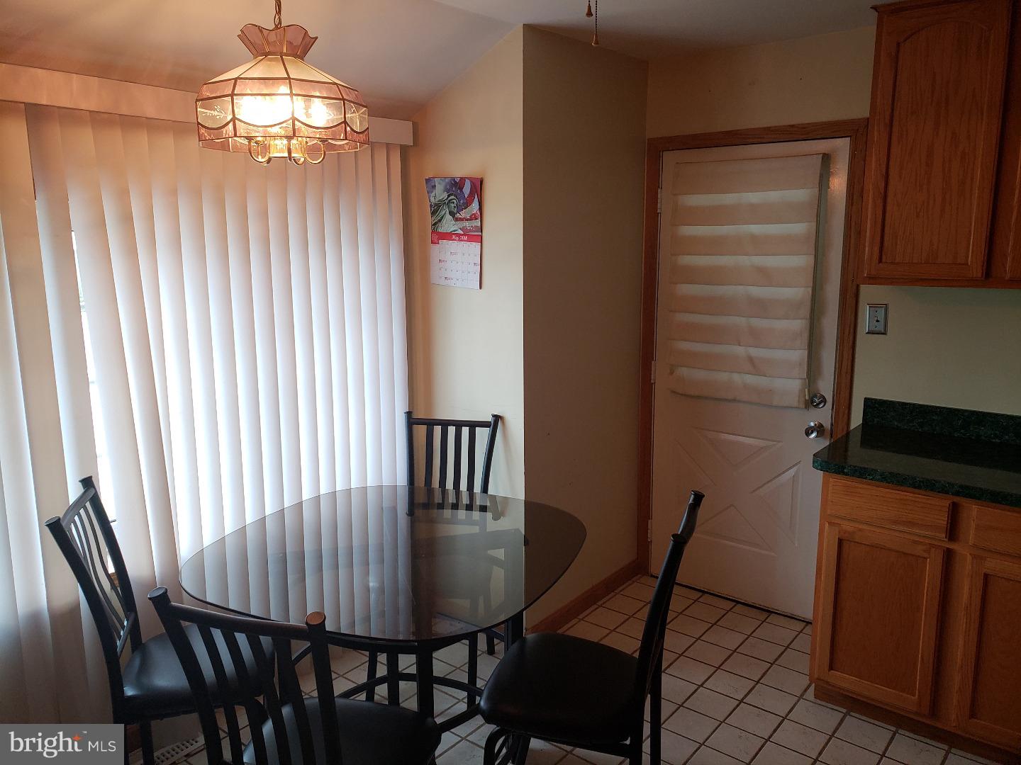 12 East Rutherford Drive Newark, DE 19713 - Photo 4 of 12 Breakfast Room
