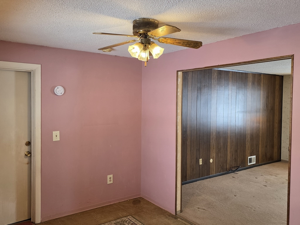 118 Deanna Road Brockton, MA 02302 - Photo 7 of 19