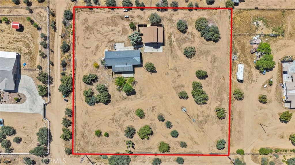 8074 Mira Mar Road Phelan, CA 92371 - Photo 39 of 49