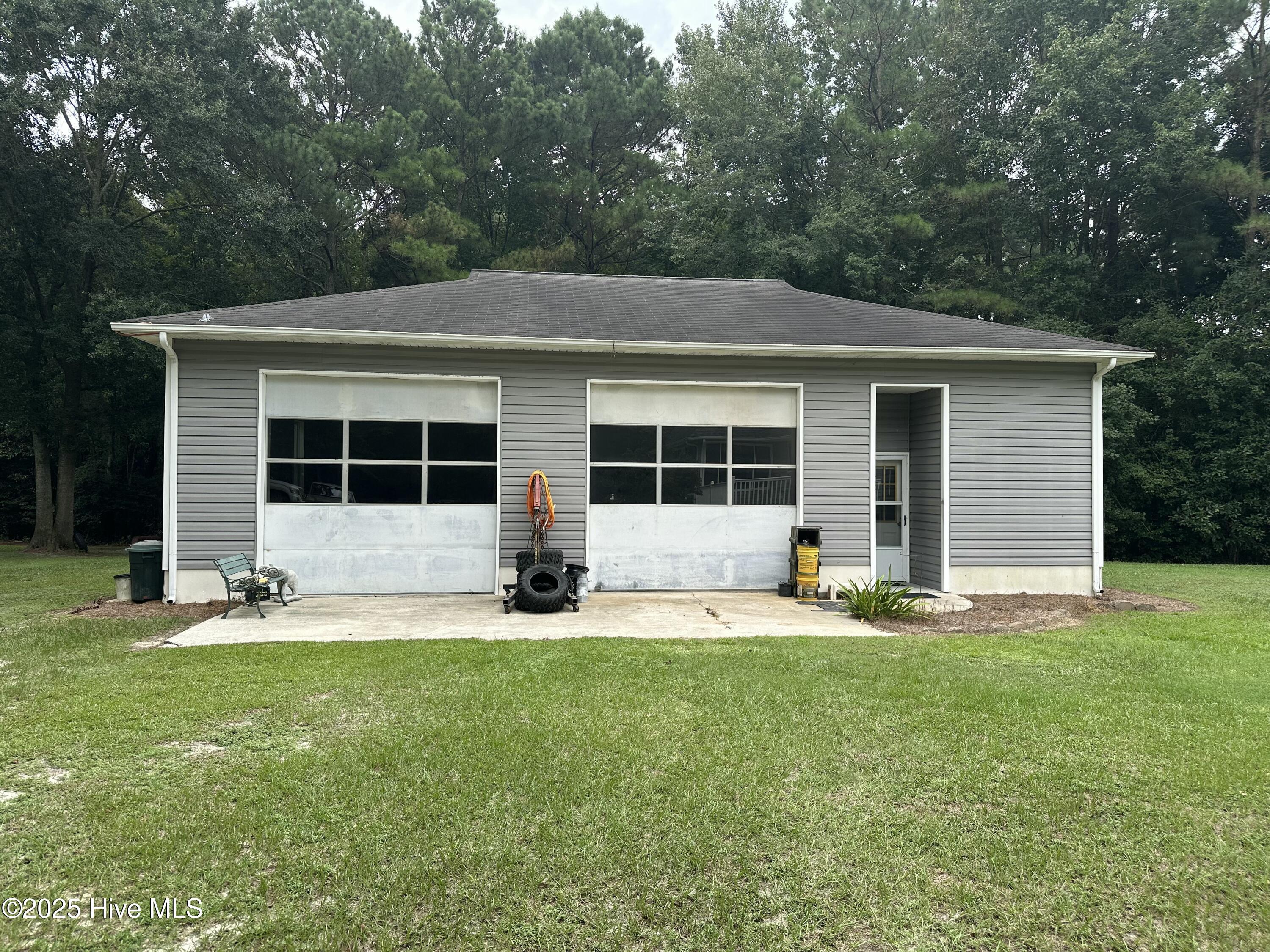 120 Rice Lane Kenansville, NC 28349 - Photo 69 of 86 detached garage/apartment outside