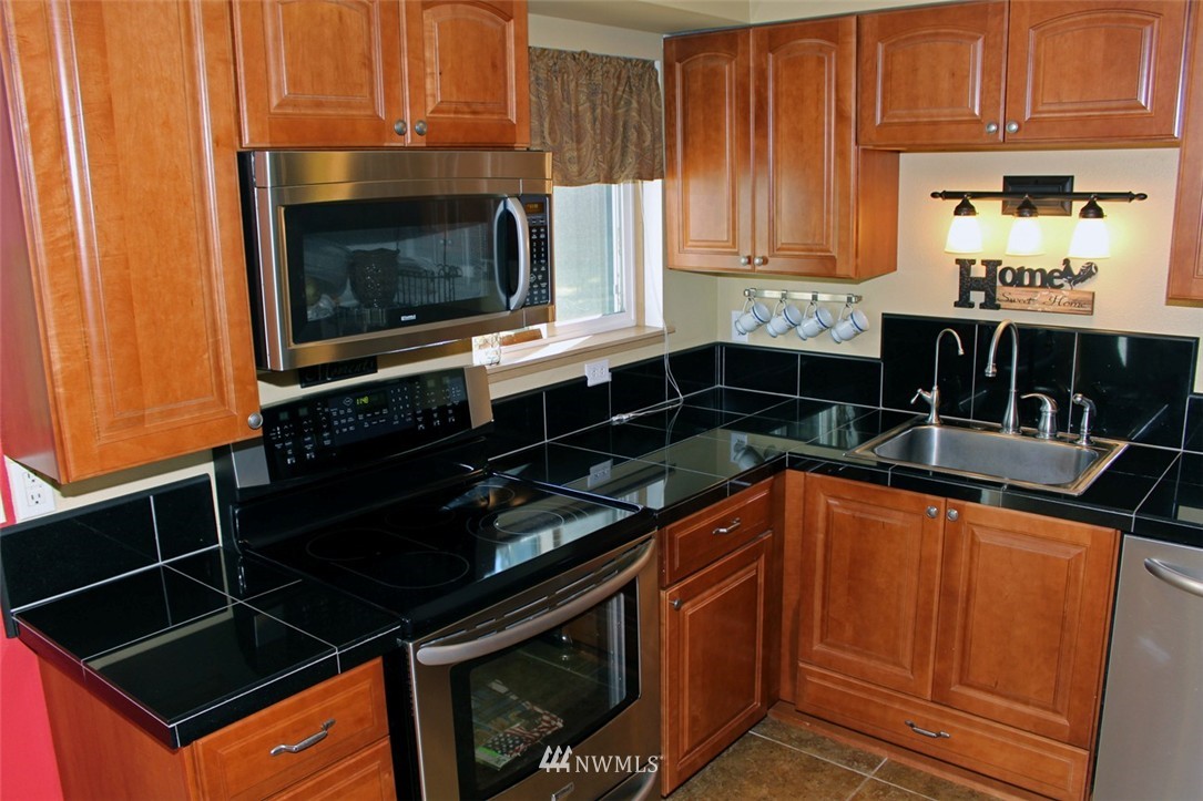 125 Ricky Lane Onalaska, WA 98570 - Photo 12 of 20 Gallery Image 12