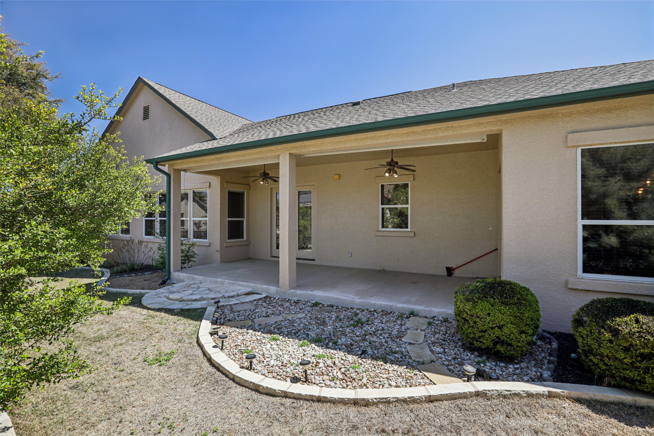 106 Whippoorwill Way Georgetown, TX 78633 - Photo 5 of 40