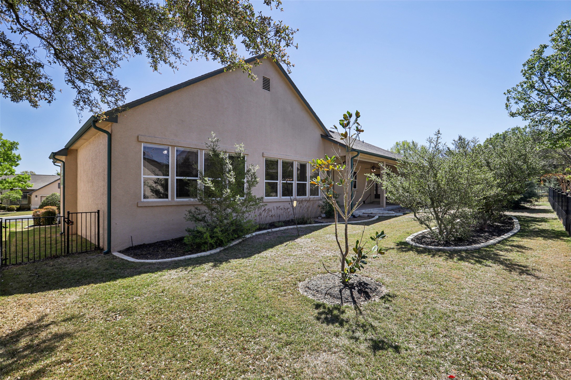 106 Whippoorwill Way Georgetown, TX 78633 - Photo 10 of 40