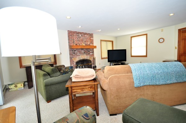 71 Cedar Street Hanover, MA 02339 - Photo 9 of 18 Gallery Image 9