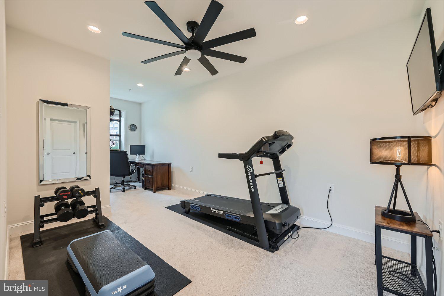 950 Holden Road Frederick, MD 21701 - Photo 7 of 35