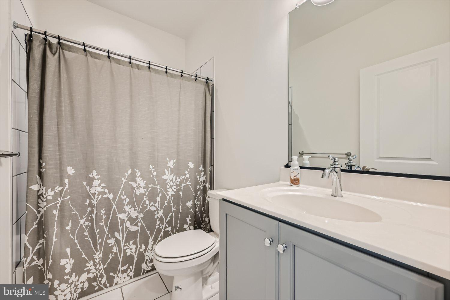 950 Holden Road Frederick, MD 21701 - Photo 8 of 35