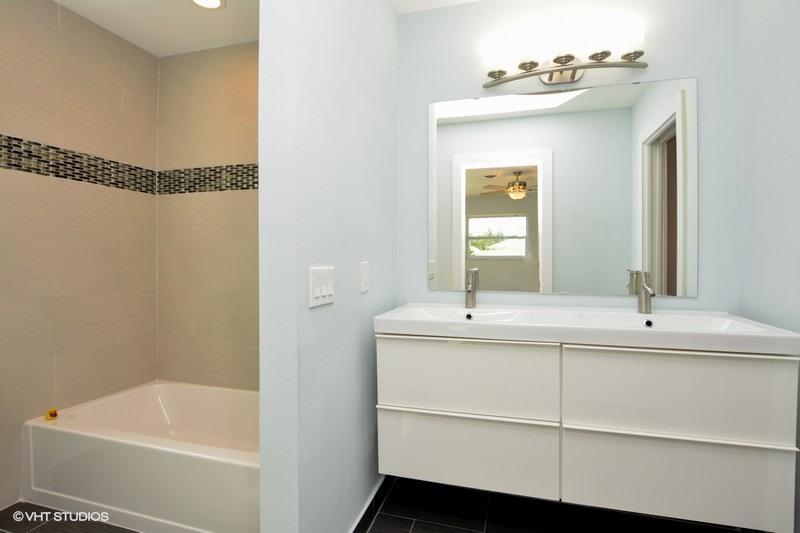 1132 Southwest 12th Terrace Boca Raton, FL 33486 - Photo 8 of 12 Master Bath