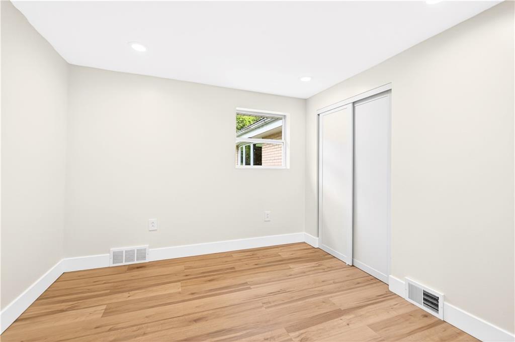 3175 Harts Run Road Glenshaw, PA 15116 - Photo 19 of 35 Bedroom 3