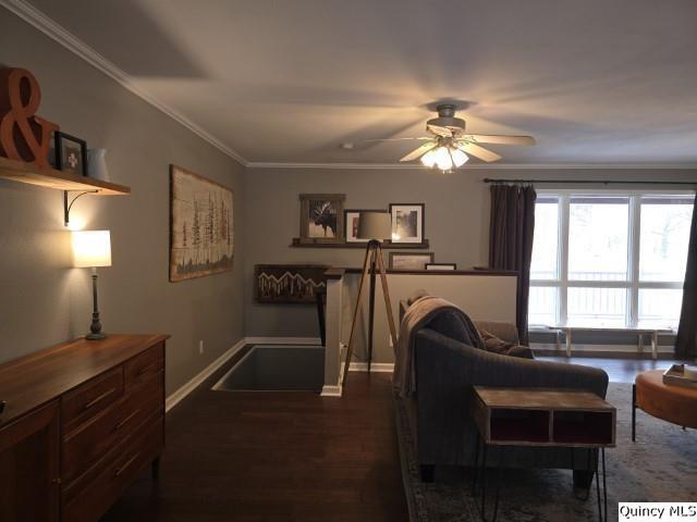 116 Wabash Avenue Carthage, IL 62321 - Photo 4 of 36